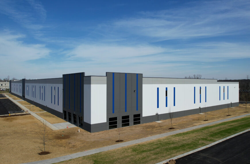 Sequence 01.00_00_01_21.Still001