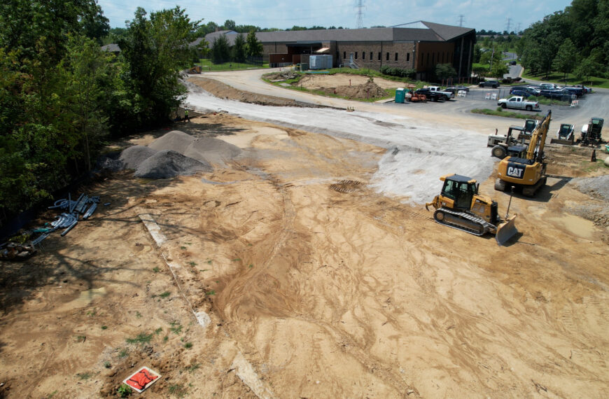 Sequence 01.00_03_17_26.Still011