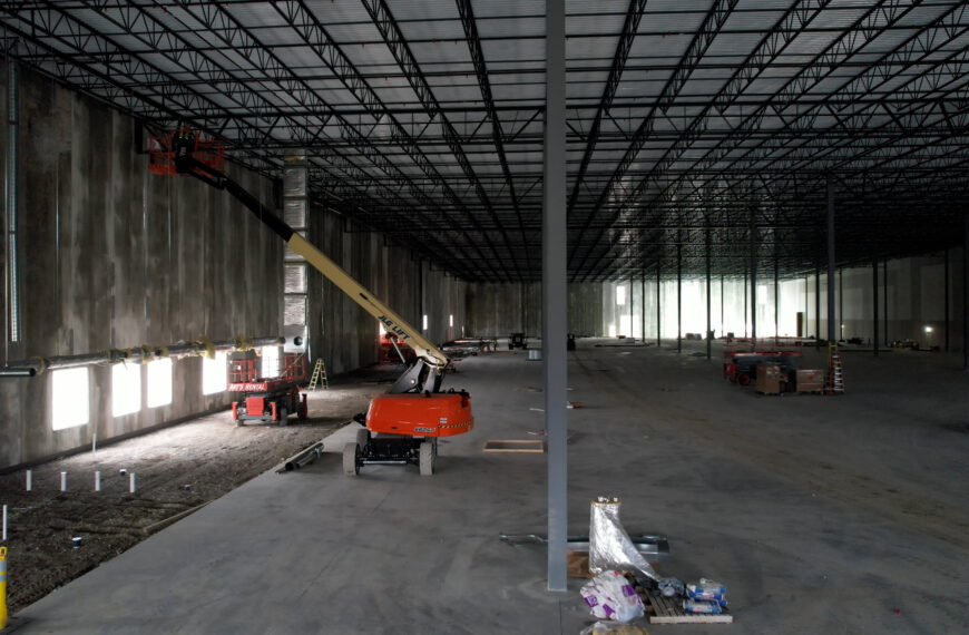 Sequence 01.00_07_19_16.Still034