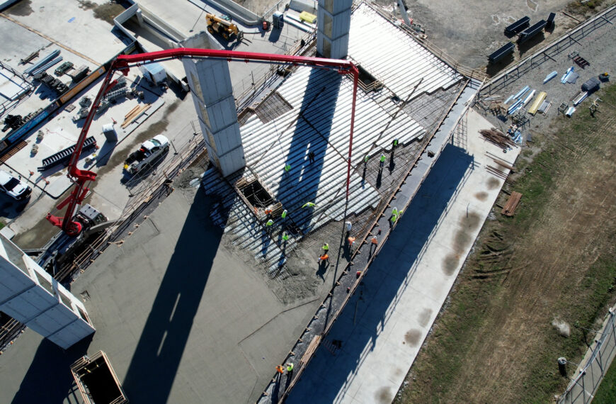 Sequence 02.00_05_25_18.Still006