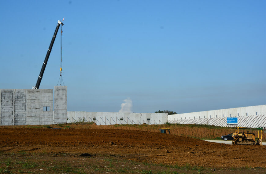 VanTrust Logistics One | CVG