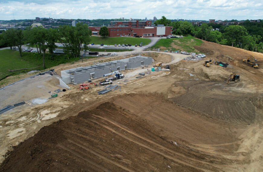 Sequence 01.00_02_21_24.Still009