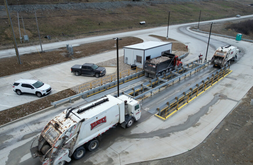 Sequence 01.00_03_56_15.Still014