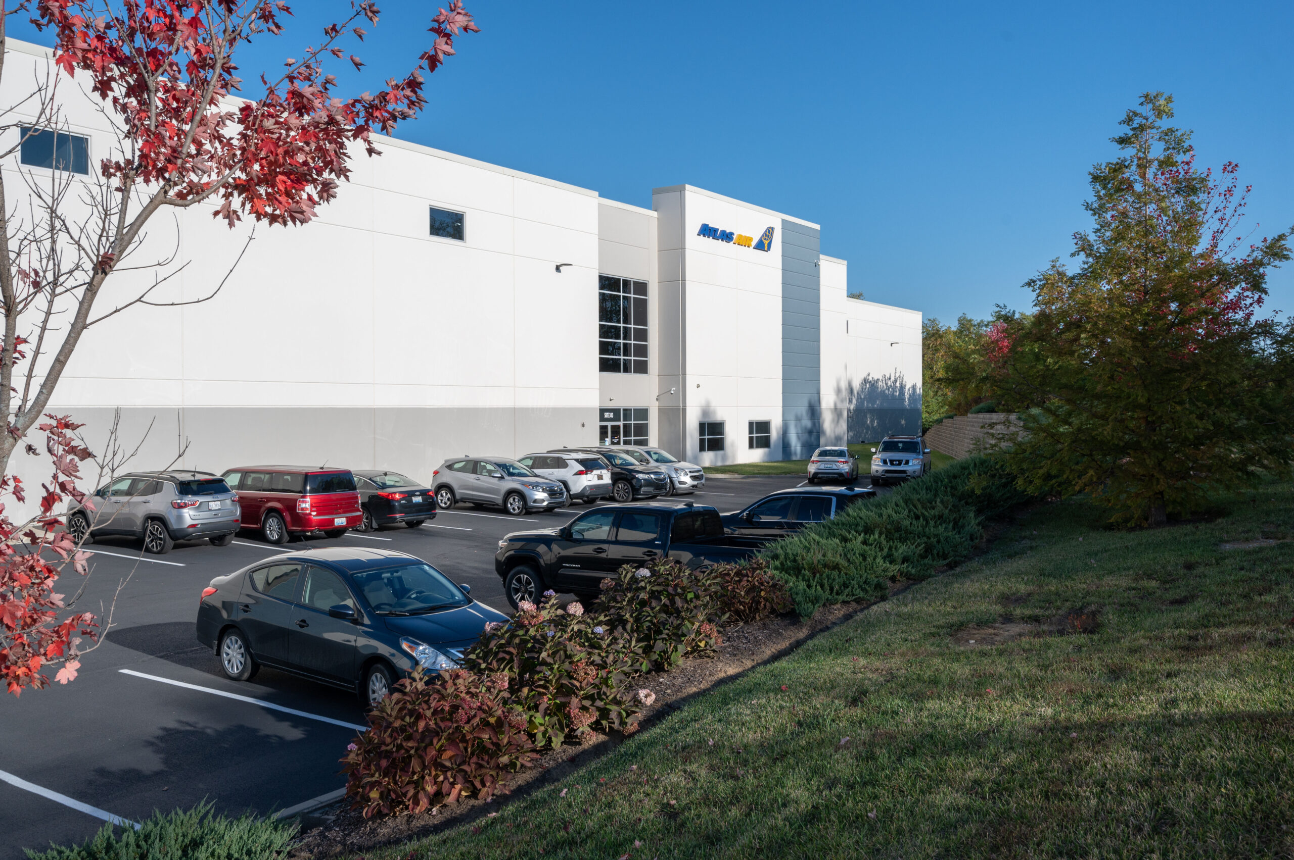 1365 Aviation Boulevard_CincyPhotopro-3649